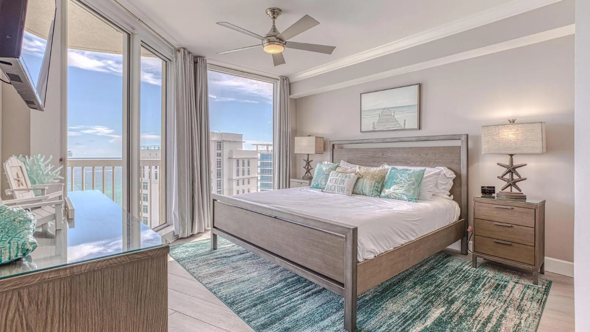 St Maarten 1207 A Completely Remodeled Beach Front Condo At Silver Shells 12Th Floor Sleeps 8 Destin