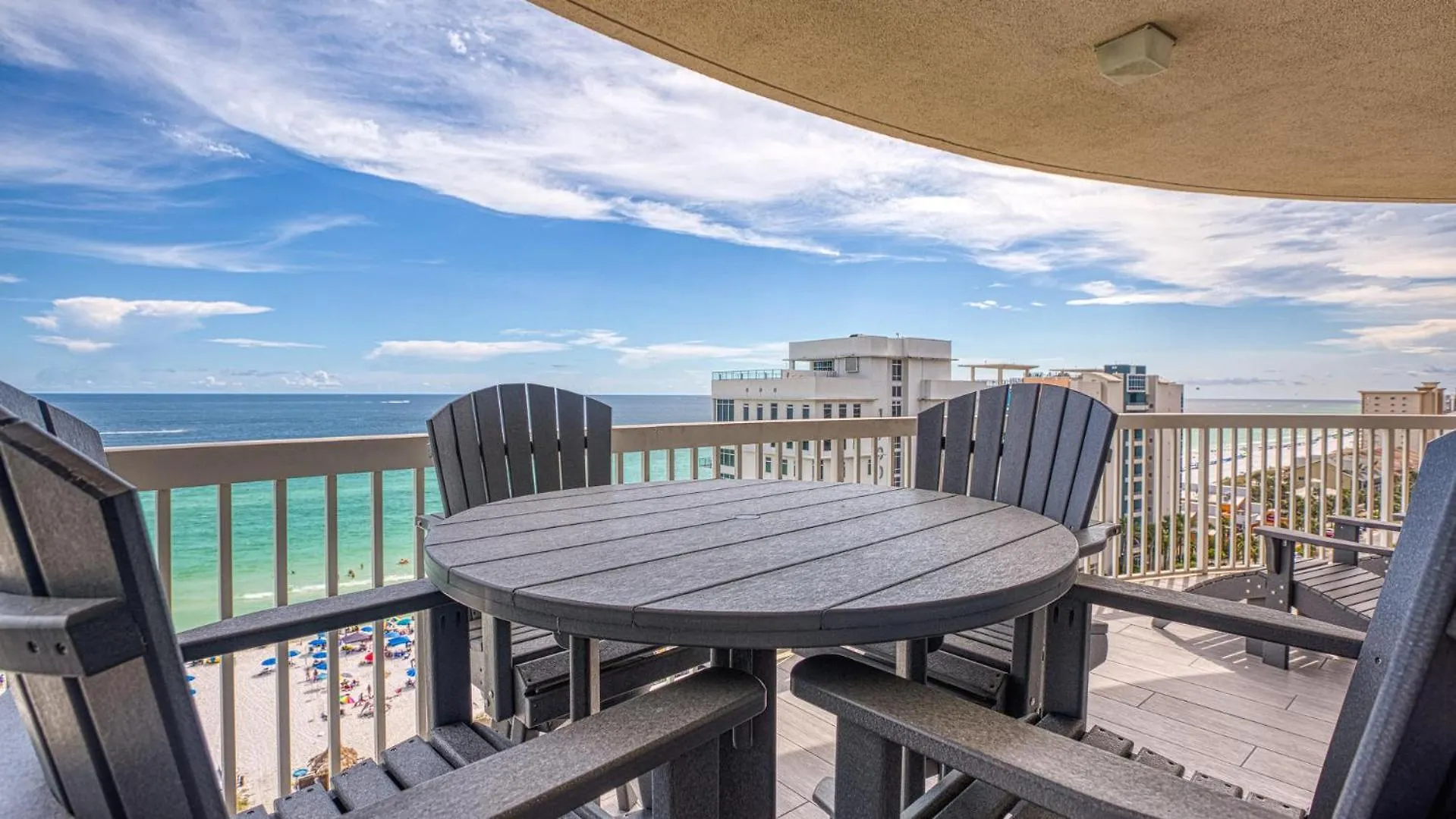 St Maarten 1207 A Completely Remodeled Beach Front Condo At Silver Shells 12Th Floor Sleeps 8 Destin 0*,  United States